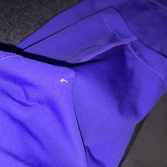 Nike Pro Dri-Fit Crop Length Leggings - Picture 4 of 4